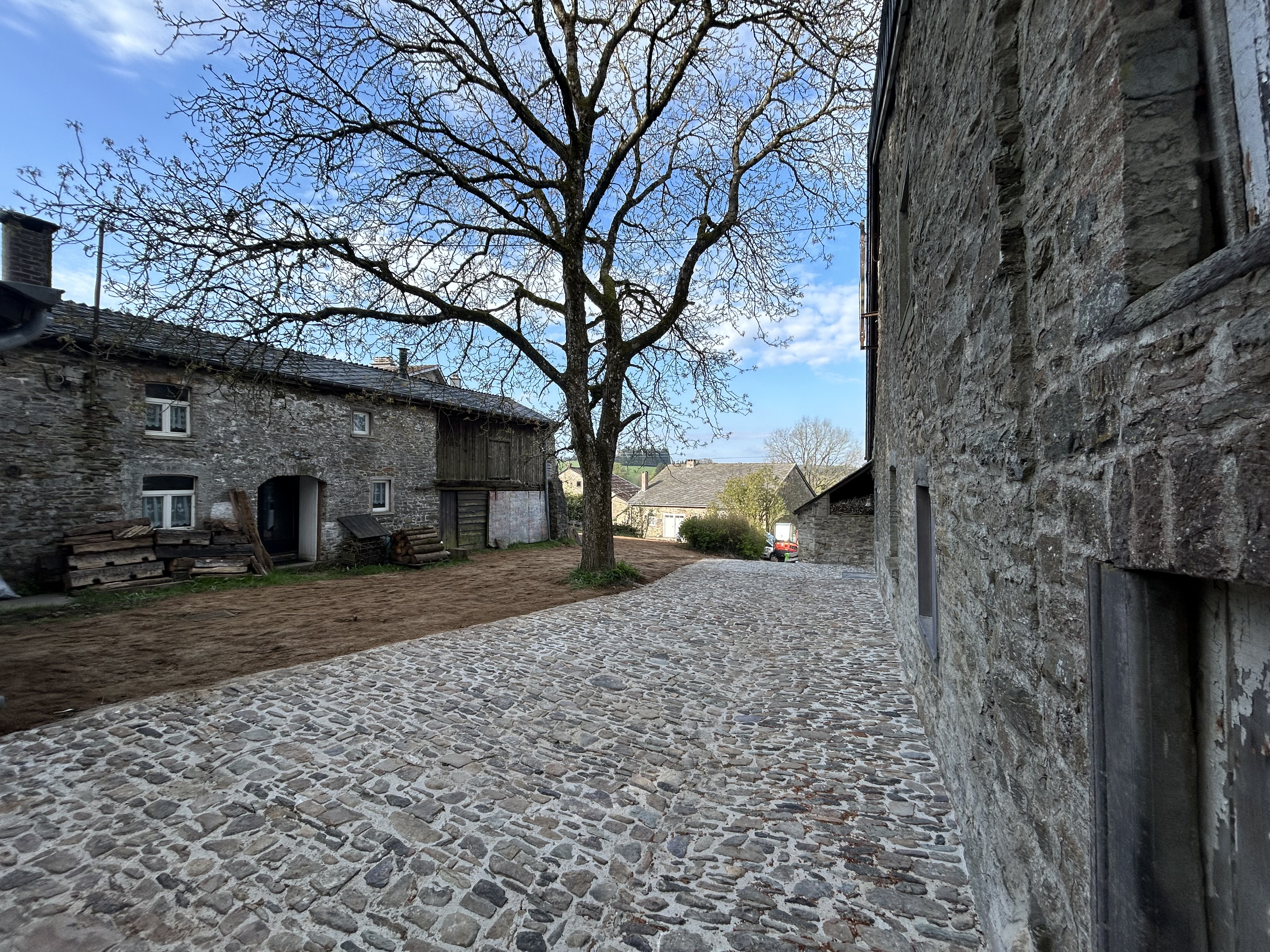 Rénovation de pavage à Odeigne